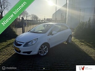 Opel Corsa 1.2-16V Cosmo 2010 NAP CRUISE AIRCO 85DKM