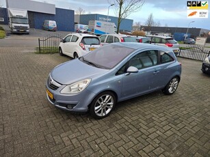 Opel Corsa 1.4-16V Cosmo