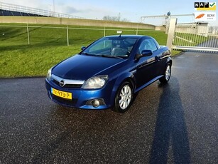 Opel Tigra TwinTop 1.4-16V Enjoy lees aub de advertentie!