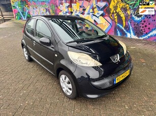 Peugeot 107 1.0-12V XS 5 deuren airco stuurbekrachtiging