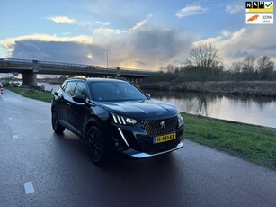 Peugeot 2008 1.2 PureTech GT-Line Black Edit.1e