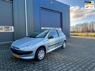 Peugeot 206 1.4 One-line