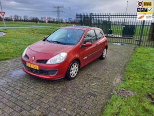 Renault Clio 1.2 TCE Rip Curl