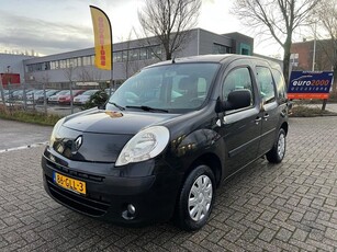 Renault Kangoo Family 1.6-16V - Rolstoelvervoer - Invalide