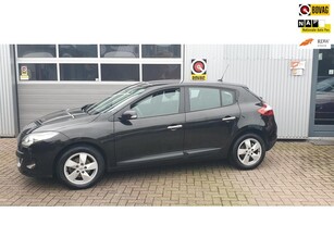 Renault Mégane 1.4 TCe 130PK Navi Xenon 6 Bak Keyless entry