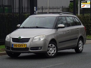 Skoda Fabia Combi 1.6-16V Ambiente AUTOMAAT NAP/AIRCO/CRUISE