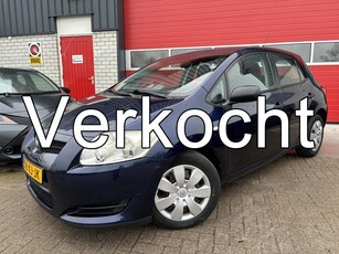 Toyota Auris 1.4-16V Terra TREKHAAK / AIRCO / ELEK RAMEN /