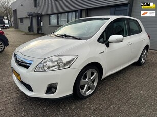 Toyota Auris 1.8 Full Hybrid Dynamic Business