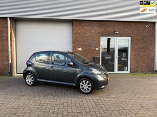 Toyota Aygo 1.0-12V +AIRCONIEUWE APKAUTOMAAT