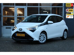 Toyota Aygo 1.0 VVT-i x-play Airco Camera Carplay Nap