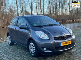 Toyota Yaris 1.3 VVTi Aspiration Automaat 1e eigenaar