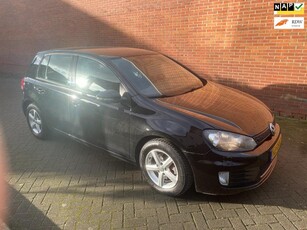 Volkswagen Golf 1.4 TSI Trendline Cruise PDC