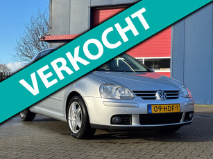 Volkswagen Golf 1.6 FSI Trendline | Airco + Cruise control |