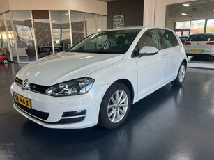 Volkswagen Golf 1.6 TDI Business Edition R Connected