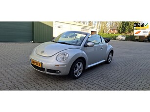 Volkswagen New Beetle Cabriolet 1.6 Highline