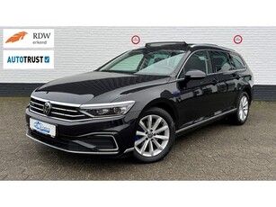 Volkswagen Passat 1.4 TSI GTE Panodak l Virtual l Trekhaak!