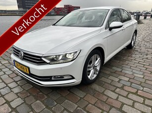 Volkswagen Passat 2.0 TDI Business Edition NAVI/CAMERA