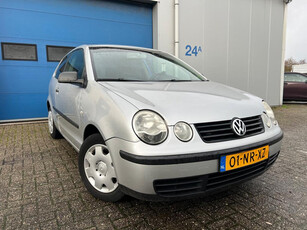 Volkswagen Polo 1.2-12V Airco Elektr Ramen Trekhaak