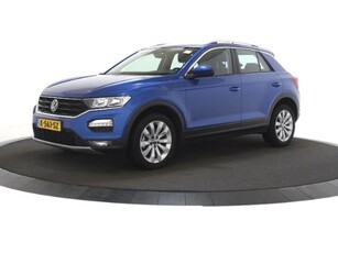 Volkswagen T-Roc 1.0 TSI Style Business Adaptive Cruise -