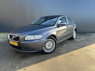 Volvo S40 2.0 150 PK Sport NAVI CRUISE ECC TREKHAAK LMV