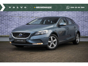 Volvo V40 1.6 T3 Kinetic | Nieuwe distributieriem | Trekhaak | Parkeersensoren | Stoelverwarming | Climate control | Parkeer camera |