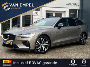 Volvo V60 2.0 T8 Twin Engine AWD R-Design BTW | Volvo dealer onderhouden |Schuif- Kanteldak |Stoelkoeling | Elektr. achterklep |