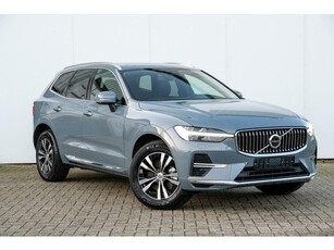 Volvo XC60 Recharge T6 AWD Core ACCleerPAS