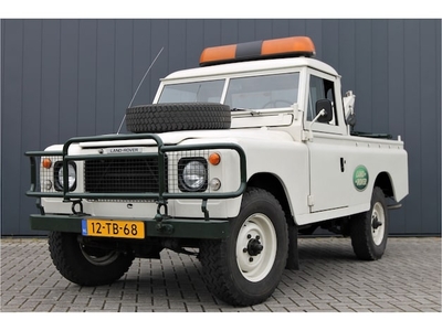 Land Rover 109 Benzine