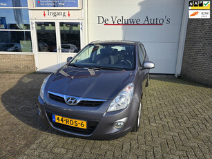 Hyundai I20 1.2i i-Motion airco lm velgen usb 1 jaar apk