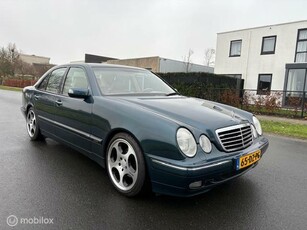 Mercedes E-klasse 320 Avantgarde '