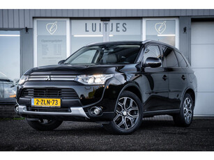 Mitsubishi Outlander 2.0 PHEV Executive X-Line 4WD I Camera I Leder I NL-auto I 2e-eig I Dealer-o.h. I NAP