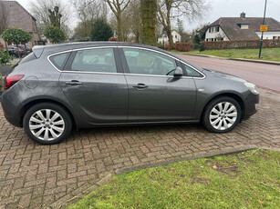 Opel Astra 1.4 Turbo Cosmo automaat