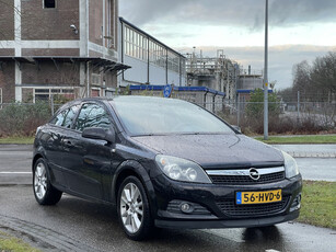 Opel Astra GTC 1.8 Sport | NAVIGATIE | Panoramadak | Cruise Control | Parkeersensoren