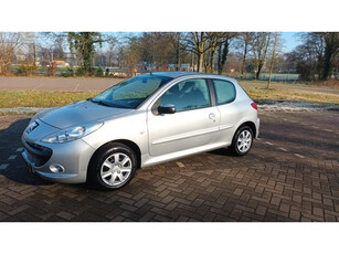 Peugeot 206 + 1.4 XS Airco / Nieuw staat!