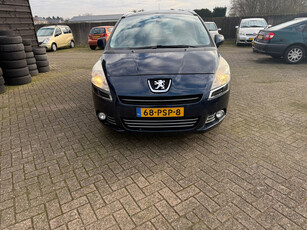 Peugeot 5008 1.6 THP Blue Lease Executive 7p.