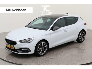 Seat Leon 1.5 eTSI FR Automaat | Panoramadak | Stoelverwarming | Achteruitrijcamera | LED verlichting | Stuurverwarming | Parkeersensoren voor en achter