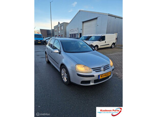 Volkswagen Golf 1.6 Sportline