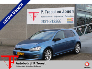 Volkswagen Golf 1.6 TDI Highline BlueMotion Parkeersensoren/Apple carpley/Navigatie/Lichtmetalen velgen/LED/Sportstoelen/Multifunctioneel stuurw