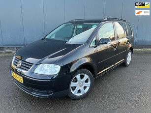 Volkswagen Touran 1.4 TSI Business-Clima-LM-Trekhaak!