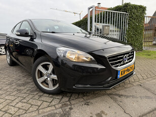 Volvo V40 2.0 D Momentum NAVI/CLIMATE/PDC/LMV AUTOMAAT