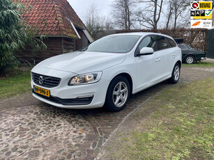 Volvo V60 1.5 T2 Polar-NL auto-NAVI-2 eigenaren-