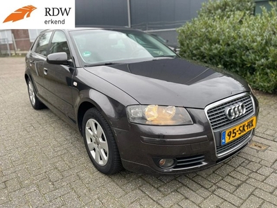 Audi A3 Sportback 1.6 FSI *CLIMA *CRUISE (bj 2006)