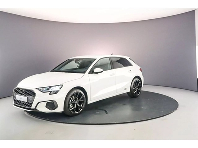 Audi A3 Sportback 30 TFSI Pro Line ACTIE / BLACK STYLE €