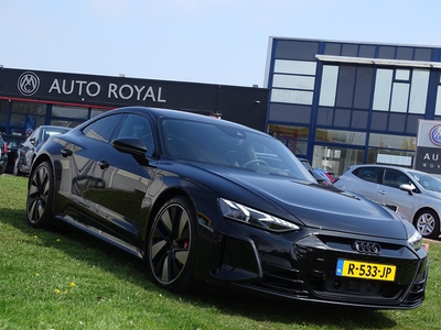 AUDI E-TRON GT Edition ZERO 93 kWh RS-pakket - Panorama dak, 360 Camera, Matrix lampen, Adaptieve Cruise, Dodehoek bewaking, Bordenherkenning, Navigatie, Massagestoelen, VOL VOL VOL 153.000 euro nieuw