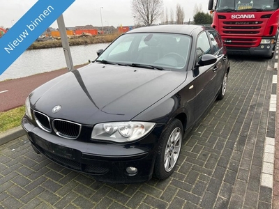 BMW 1-serie 116i Ketting hoorbaar!! Leder Export