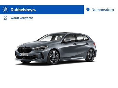 BMW 1-serie 120i Panorama M-Sport HiFi Leder