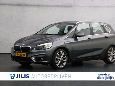 BMW 2 Serie Active Tourer 225xe Sport | Leder | Head-up | Camera | 4-Seizoensbanden | Stoelverwarming