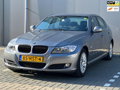 BMW 3-serie 318i Business Line * Automaat * Navigatie *