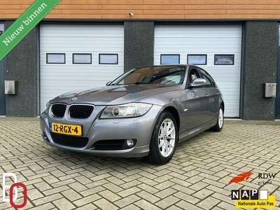 BMW 3-serie 318i Corporate Lease Luxury Line