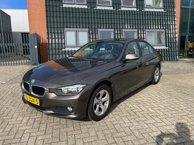 BMW 3-serie 320d High Executive